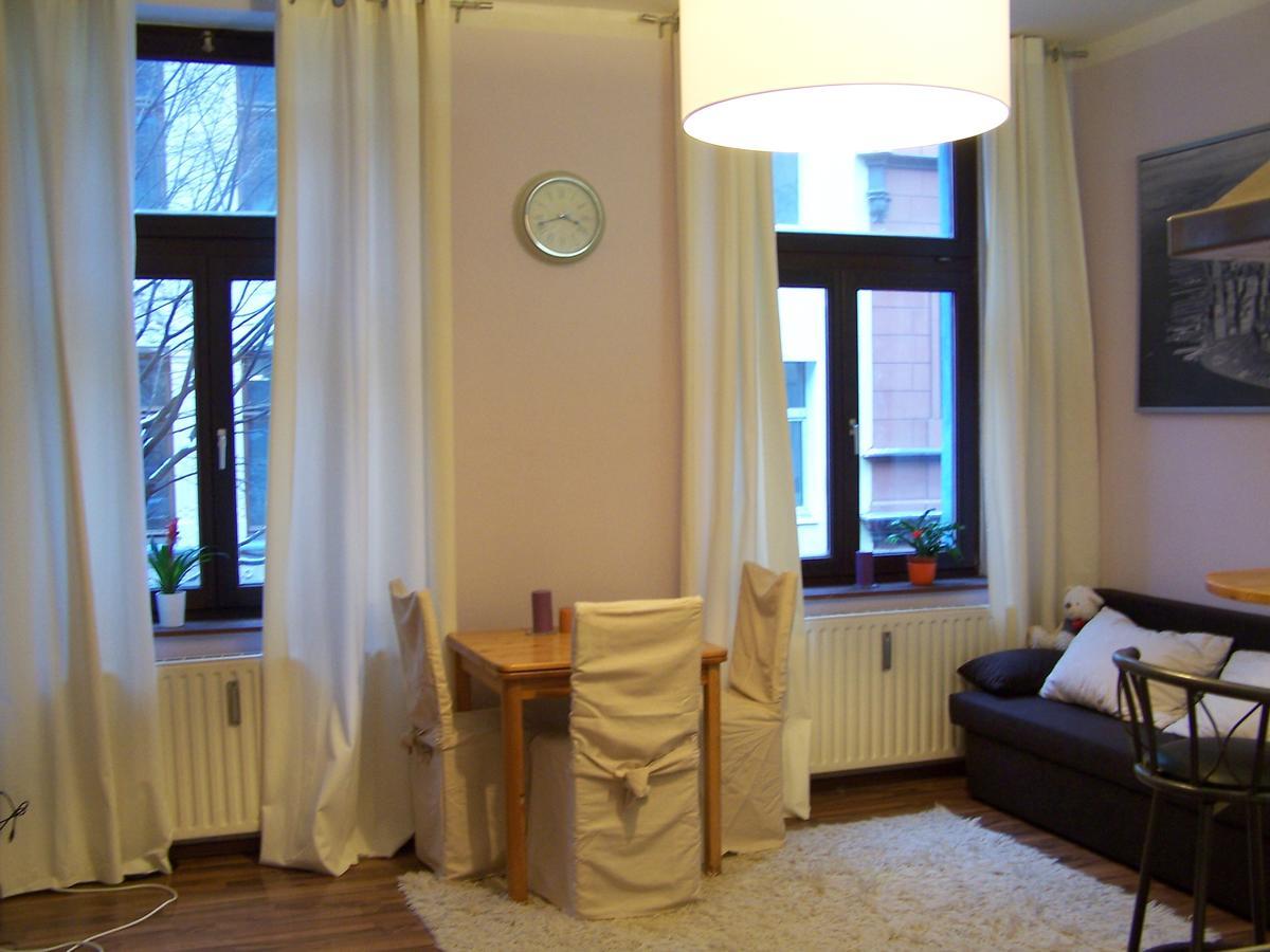 Odessa1 Apartment Кьолн Екстериор снимка