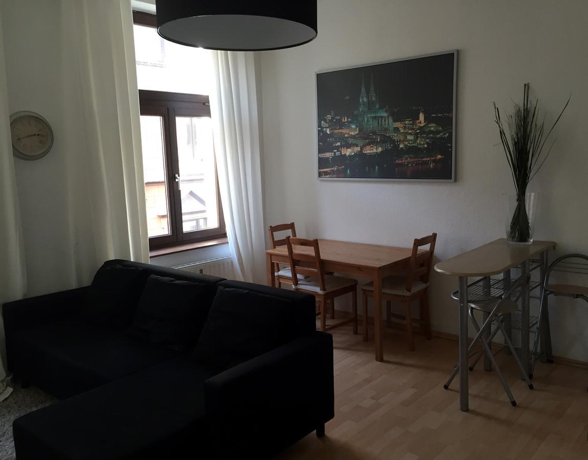 Odessa1 Apartment Кьолн Екстериор снимка